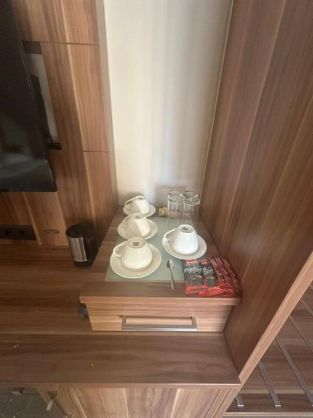 Jp Motel Mali Pariz Bor Eksteriør bilde