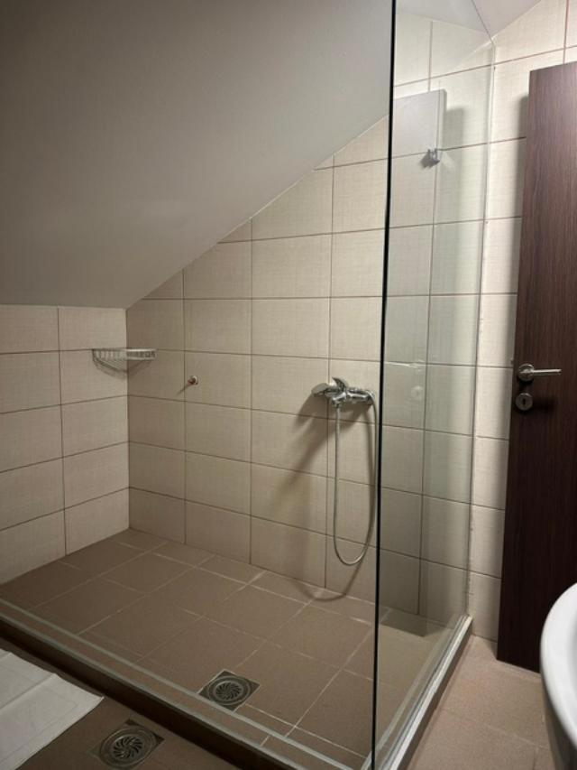 Jp Motel Mali Pariz Bor Eksteriør bilde